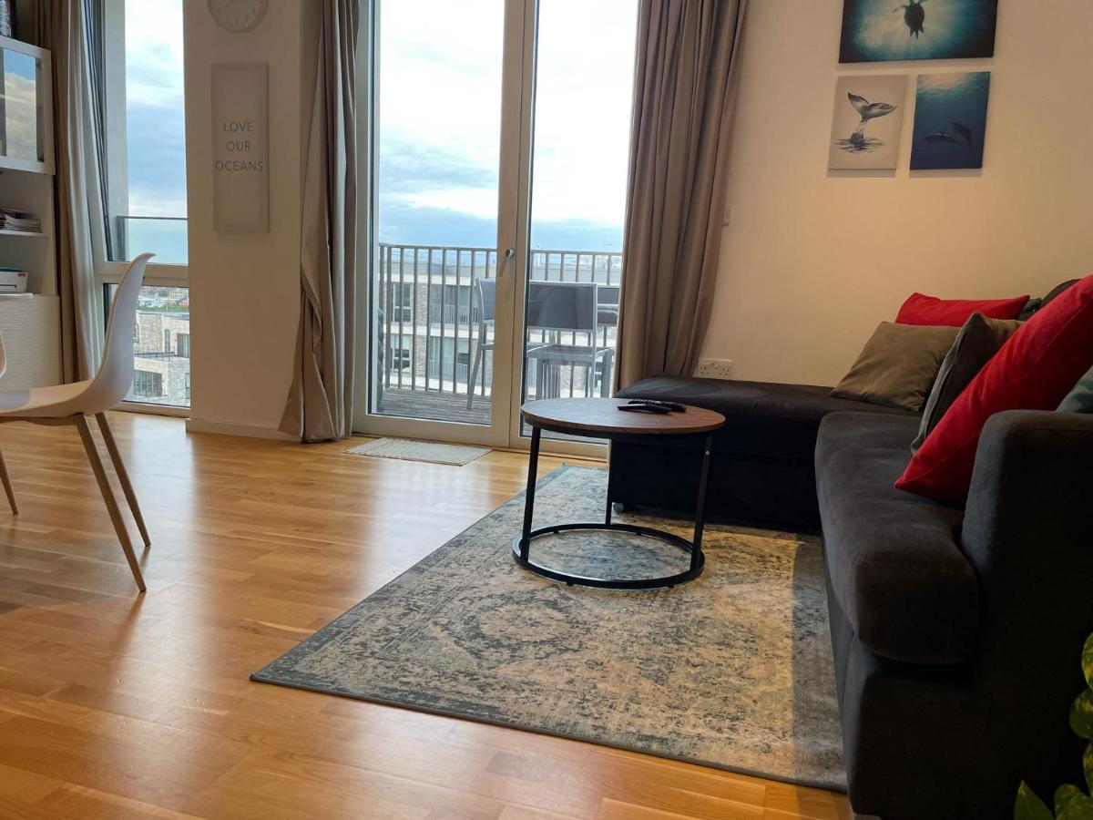 לונדון Luxury En-Suite Room Olympic Village In Shared Apartment מראה חיצוני תמונה